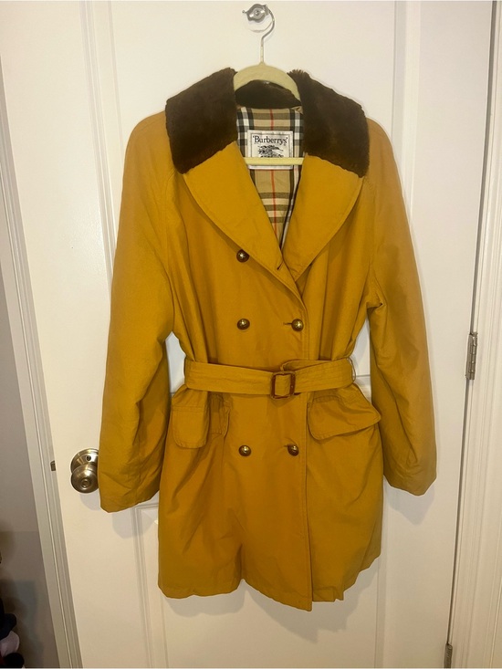 Burberry Jackets & Blazers - Vintage Burberry Women's Mustard Double-Breasted Trench Coat - size 8 (40)